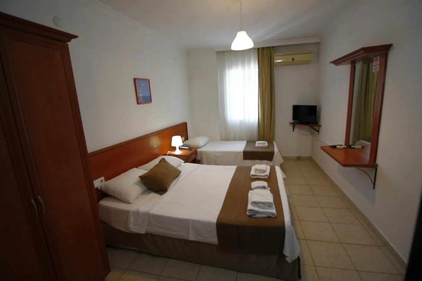 Bonapart Hotel Кешме