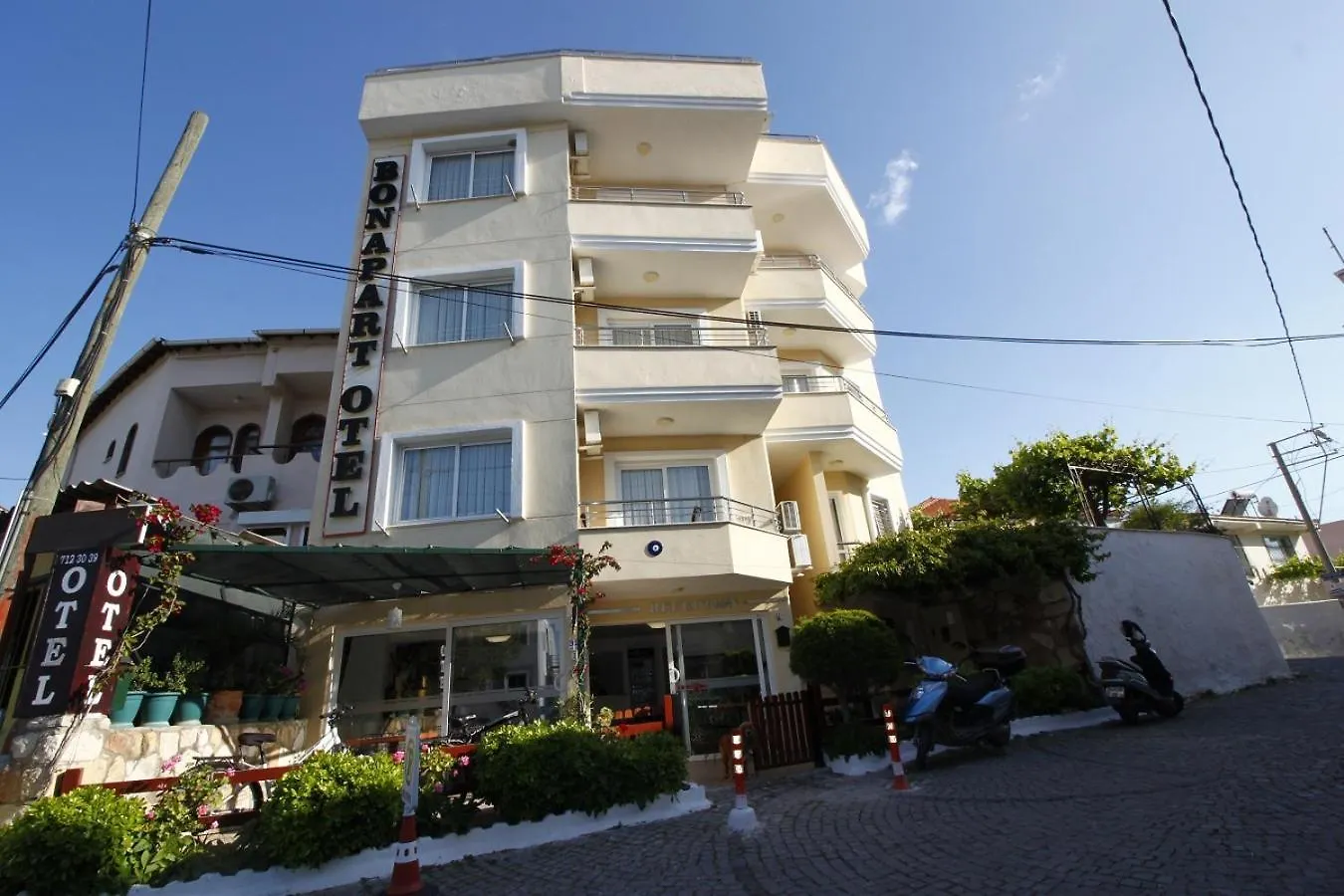 Bonapart Hotel Cesme