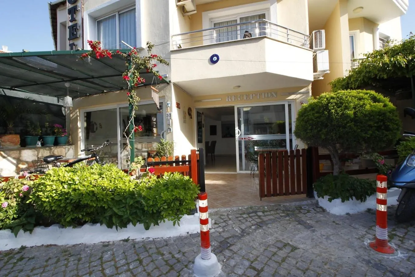 Bonapart Hotel Cesme