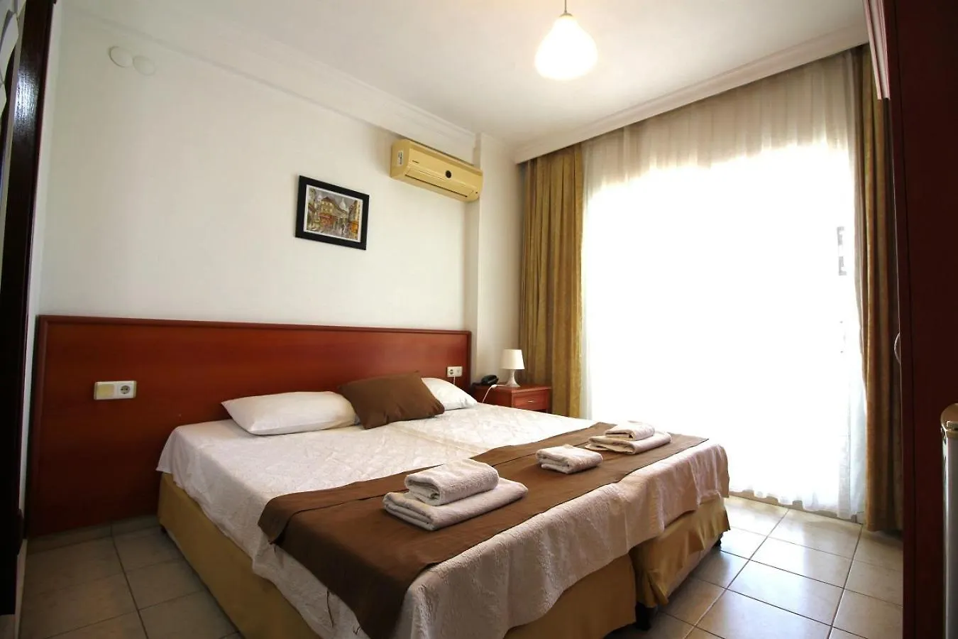 Bonapart Hotel Cesme
