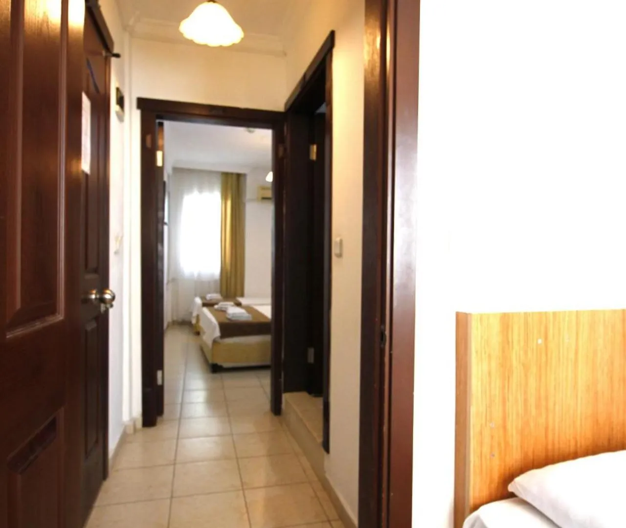 Bonapart Hotel Кешме