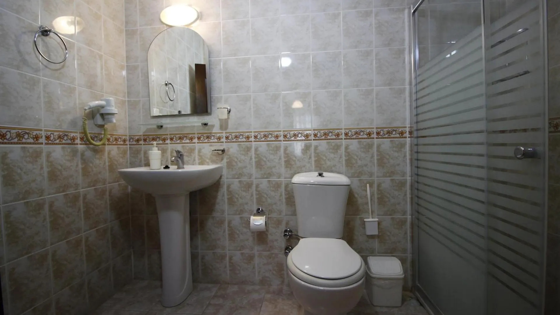 Bonapart Hotel Cesme