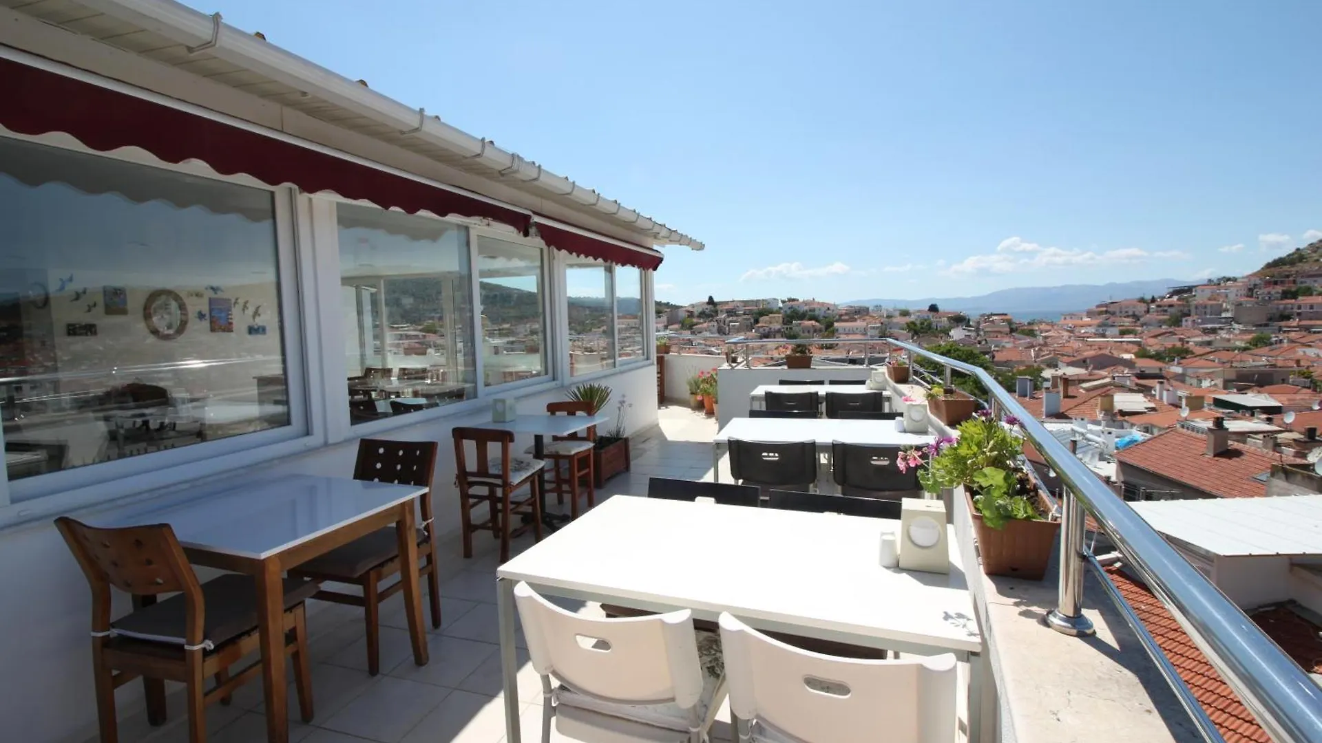 Bonapart Hotel Cesme 2*,
