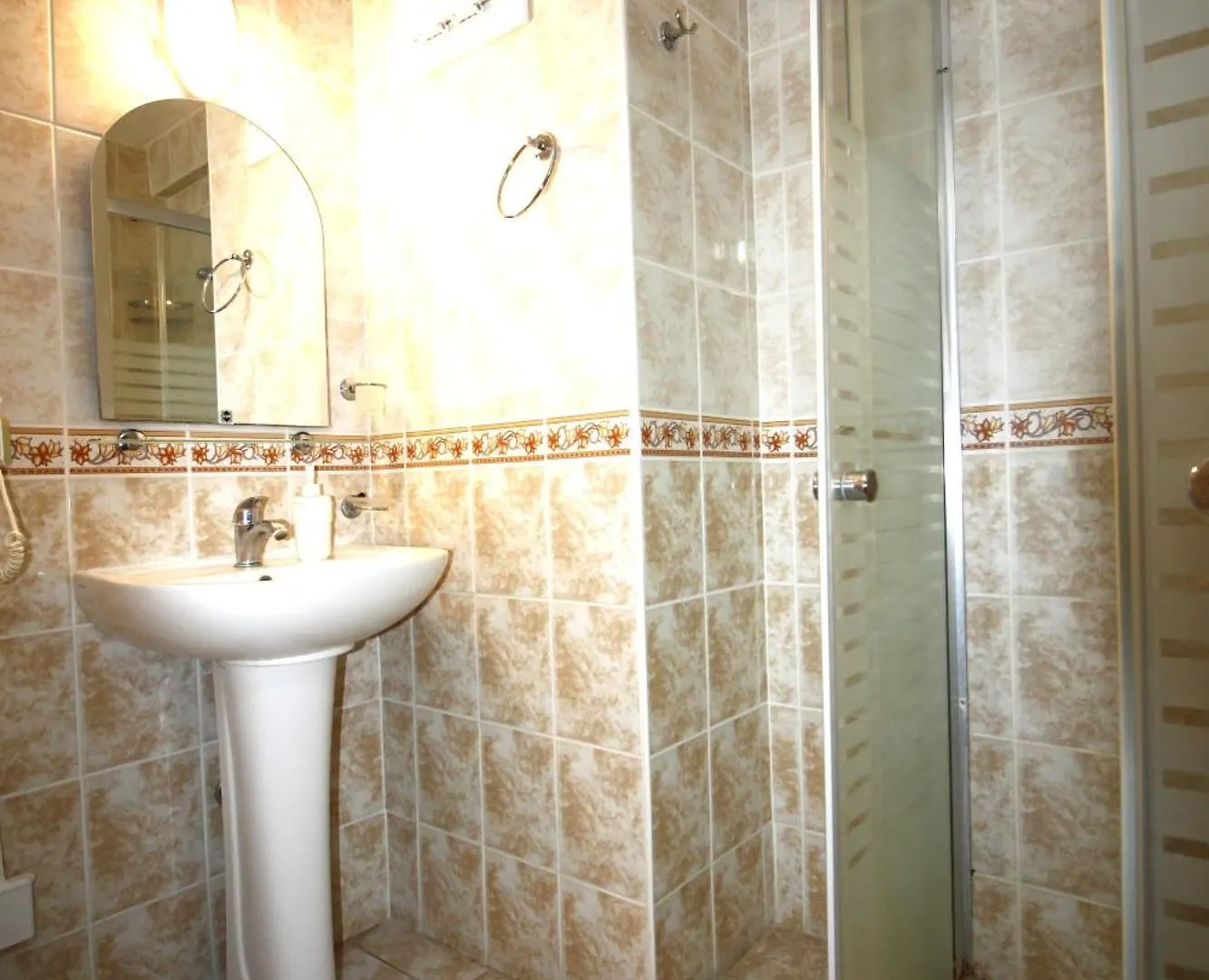 Bonapart Hotel Cesme 2*,